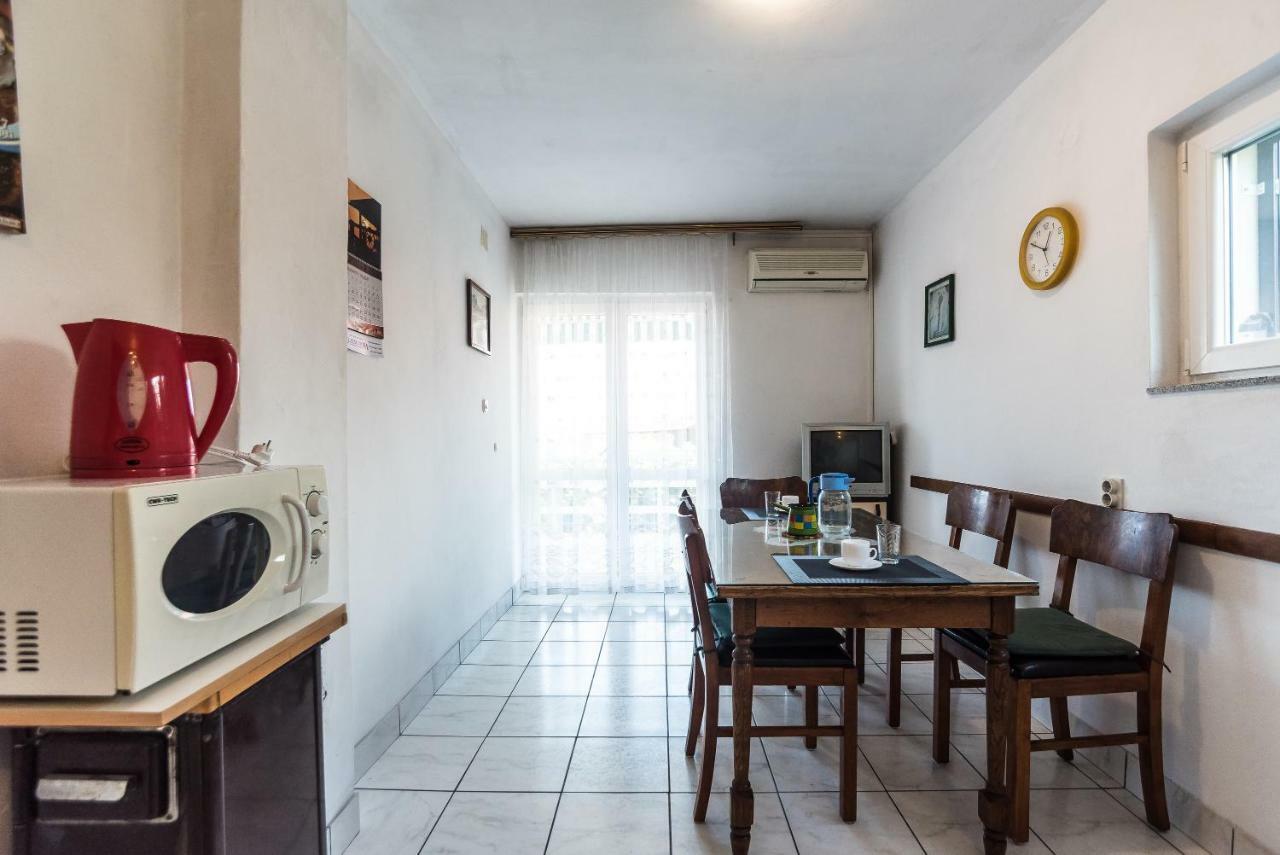 Kiwi Apartments Gornji Karin Extérieur photo