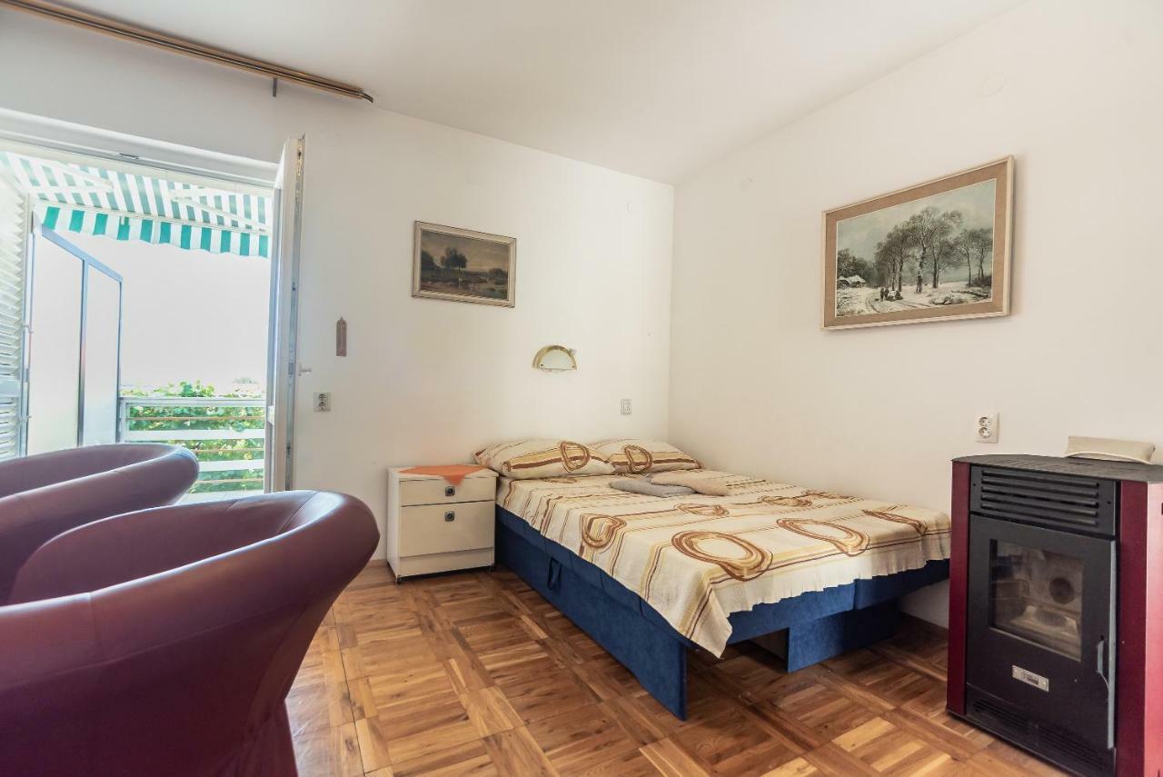 Kiwi Apartments Gornji Karin Extérieur photo
