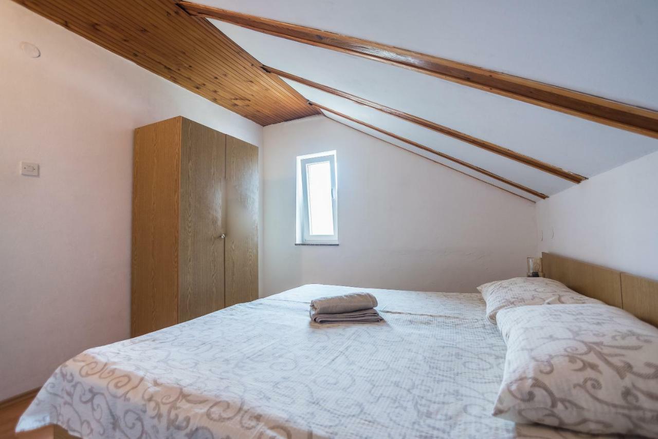 Kiwi Apartments Gornji Karin Extérieur photo