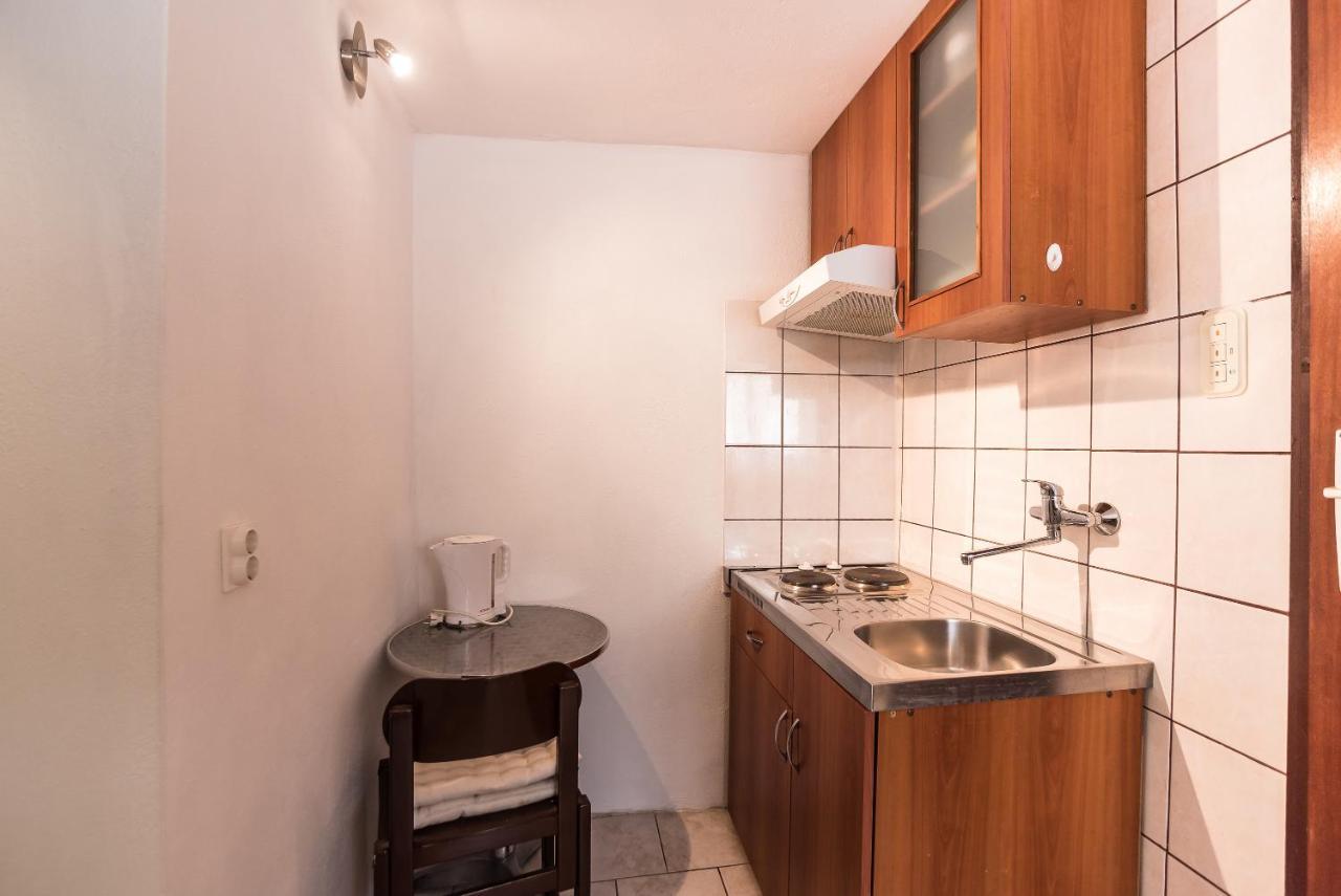 Kiwi Apartments Gornji Karin Extérieur photo